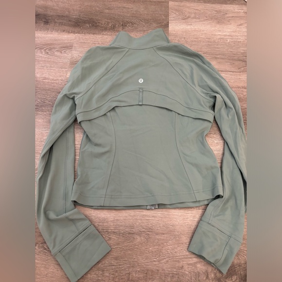 Lululemon Tidewater Teal Cropped Define jacket size 8 - Lululemon define jacket - Picture 6 of 13